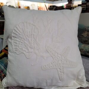 Tommy Bahama White Linen Sea Shells Pillow Duck Feather and Down Beach Coast
